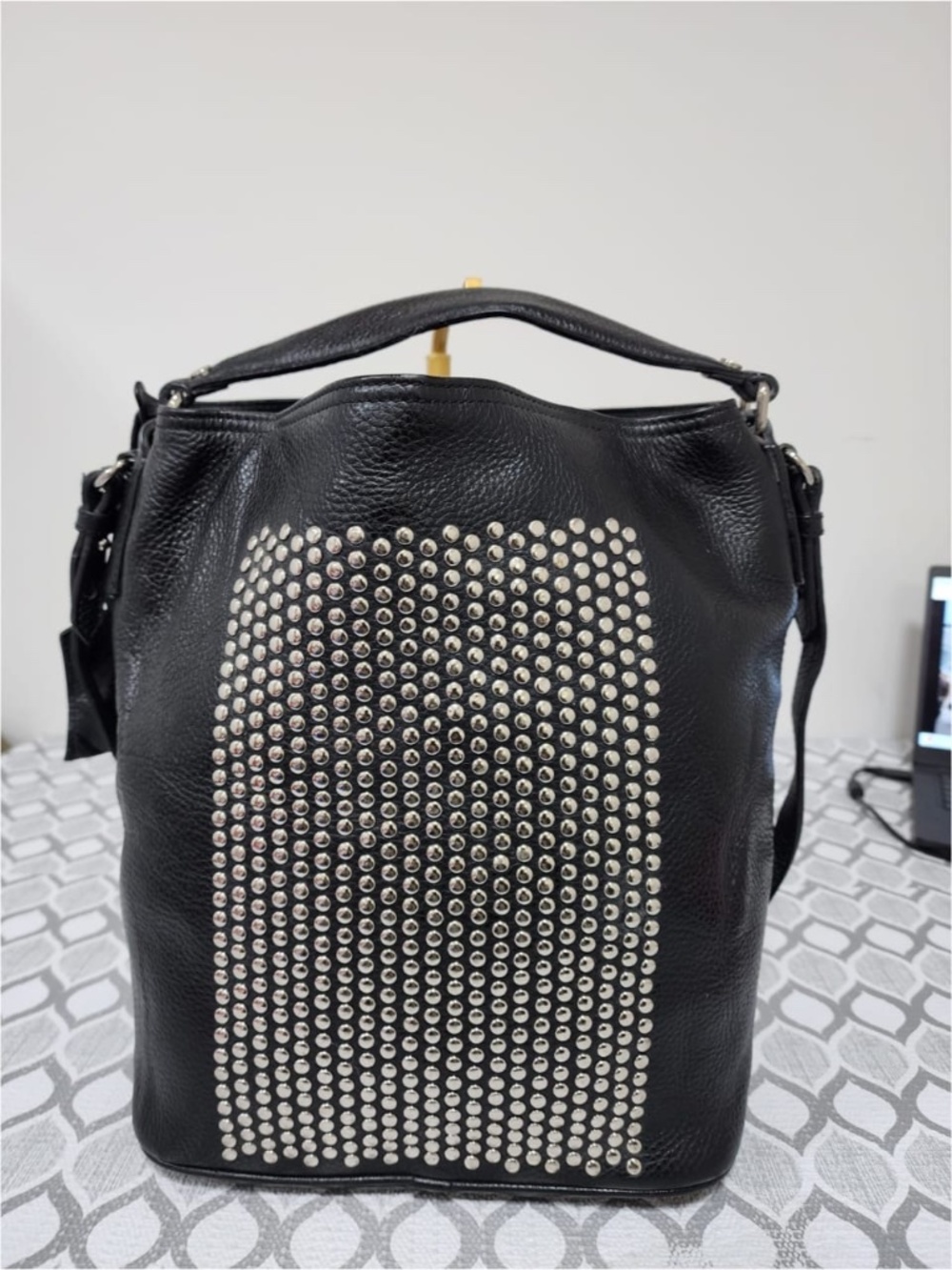 Authentic Burberry Studded Susanna Shoulder Bag Black - Picture 4 of 12